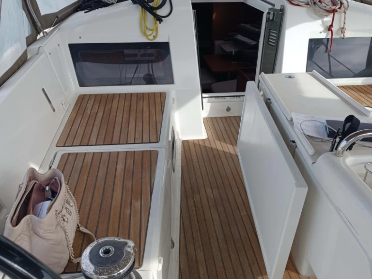 Vermietung Segelboot Jeanneau mit Führerschein