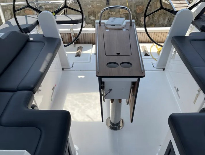 Boot mieten Álimos günstig Bavaria C42 (3 cab.)