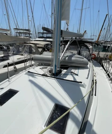 Segelboot mieten in Álimos - Bavaria Bavaria C42 (3 cab.)