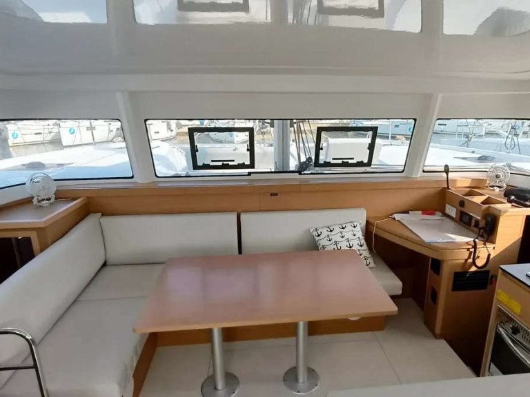 Boot mieten Pula günstig Excess 11 (6 cab.)