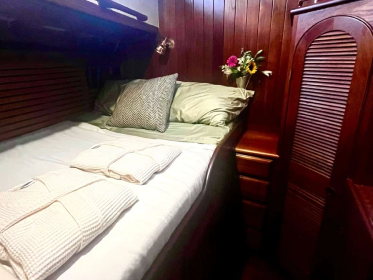 Yacht mieten in Newport zum besten Preis