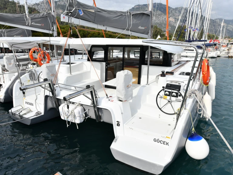 Katamaran mit oder ohne Skipper Excess mieten in Göcek