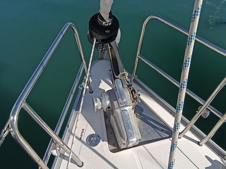 Ein Bavaria Bavaria 41 Cruiser mieten in Álimos
