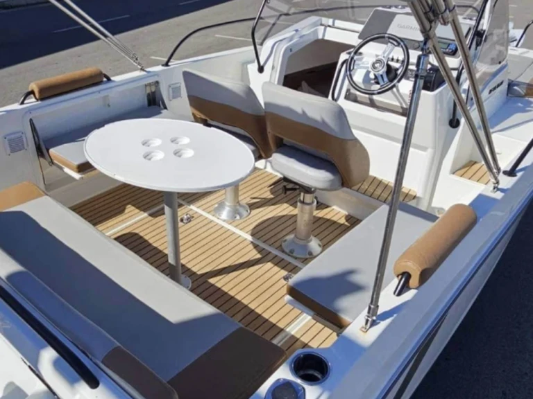 Bootsverleih Bénéteau Flyer 7 SUNdeck Marina de Palamós Samboat