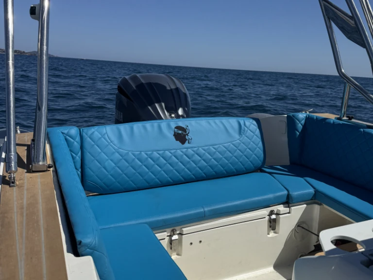 Schlauchboot mit oder ohne Skipper Capelli mieten in Fréjus