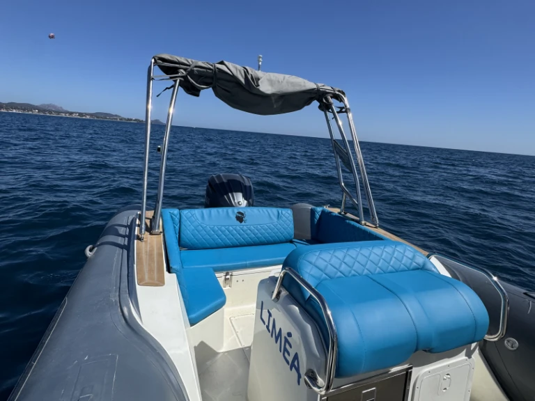 Vermietung Schlauchboot Capelli mit Führerschein