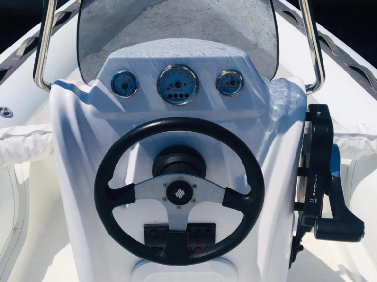 Bootsverleih Magnus magnus 6,20 m Porto Rotondo Samboat