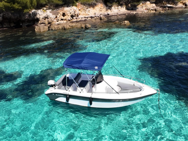 Ein Poseidon BlueWater 170 mieten in Mandelieu-la-Napoule