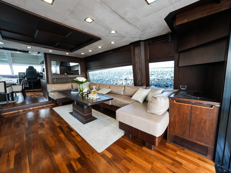 Galeon Galeon 780 mieten Dubai Marina