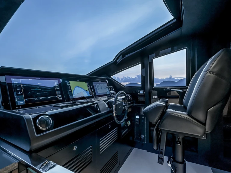 YachtCharter in Dubai Marina - Riva Riva 82 Diva auf SamBoat