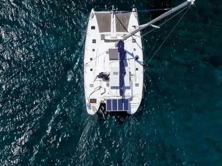 YachtCharter in Vlychada - Lagoon Lagoon 42 auf SamBoat