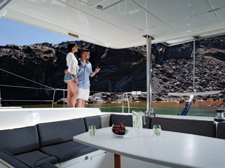 YachtCharter in Vlychada - Lagoon Lagoon 42 auf SamBoat