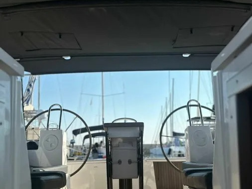 Segelboot mit oder ohne Skipper Bavaria mieten in Álimos