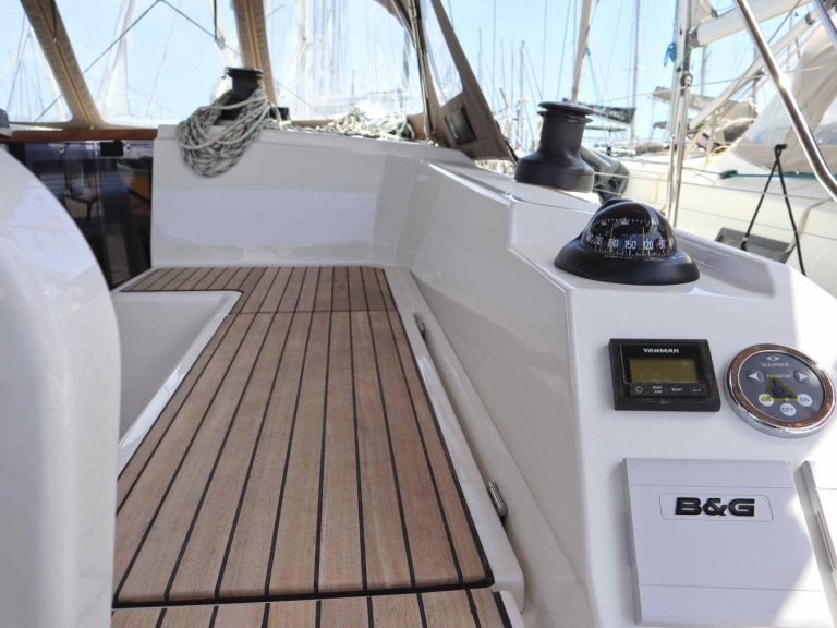 Segelboot mieten in Paros (Insel) - Bavaria Bavaria C42 (3 cab.)