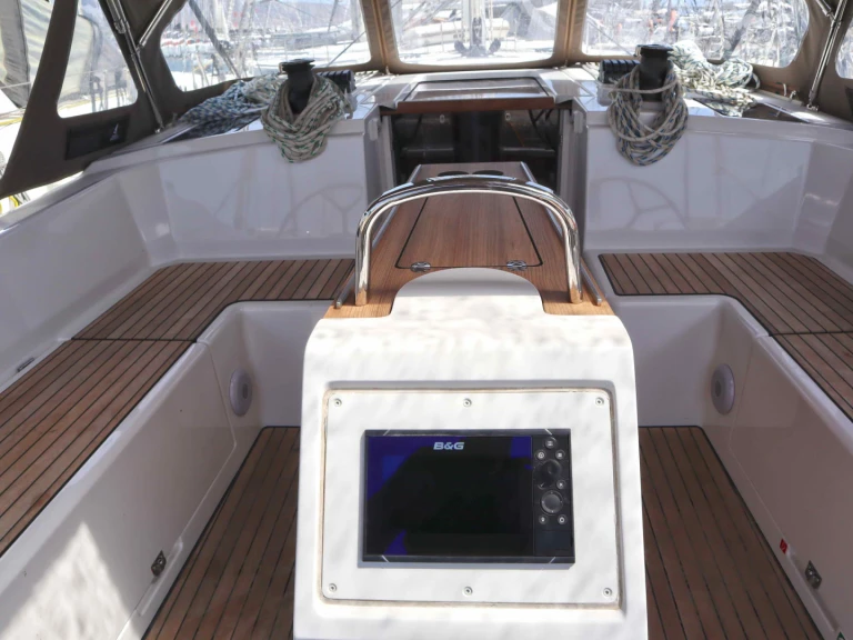 Bootsverleih Bavaria Bavaria C42 (3 cab.) Paros (Insel) Samboat