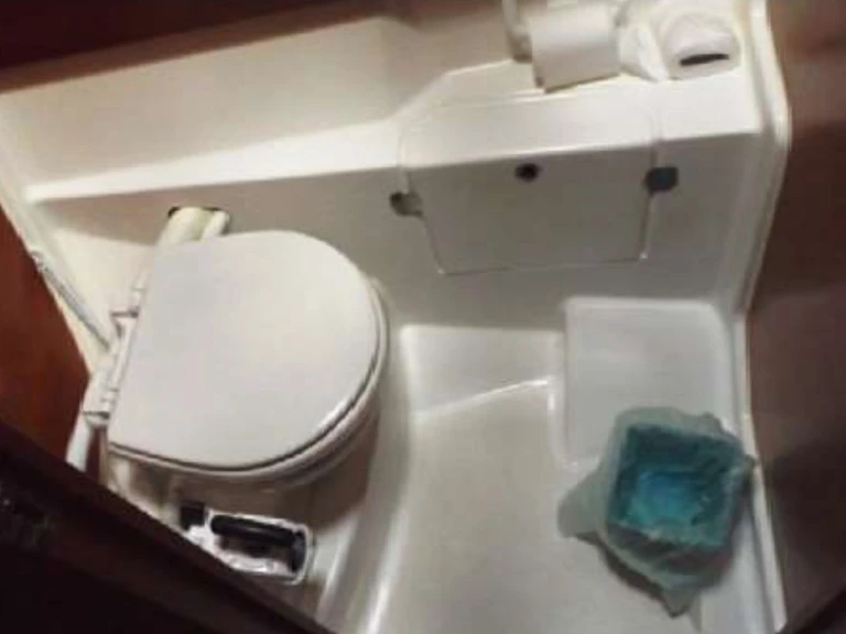 Boot mieten Kalkara günstig Dufour 450 GL (4 cab.)