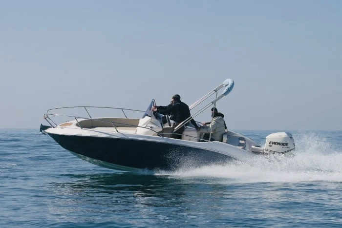 Boot mieten Porto di Salerno günstig Bermuda 690