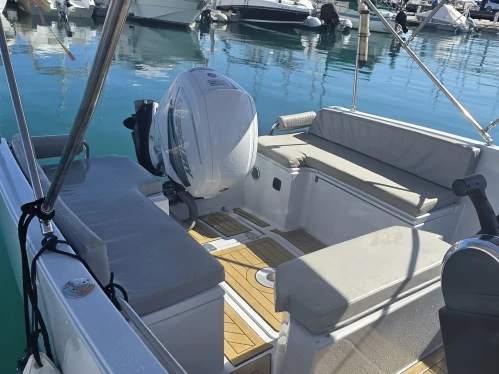 YachtCharter in Alicante - Nuva Nuva M6 Open auf SamBoat