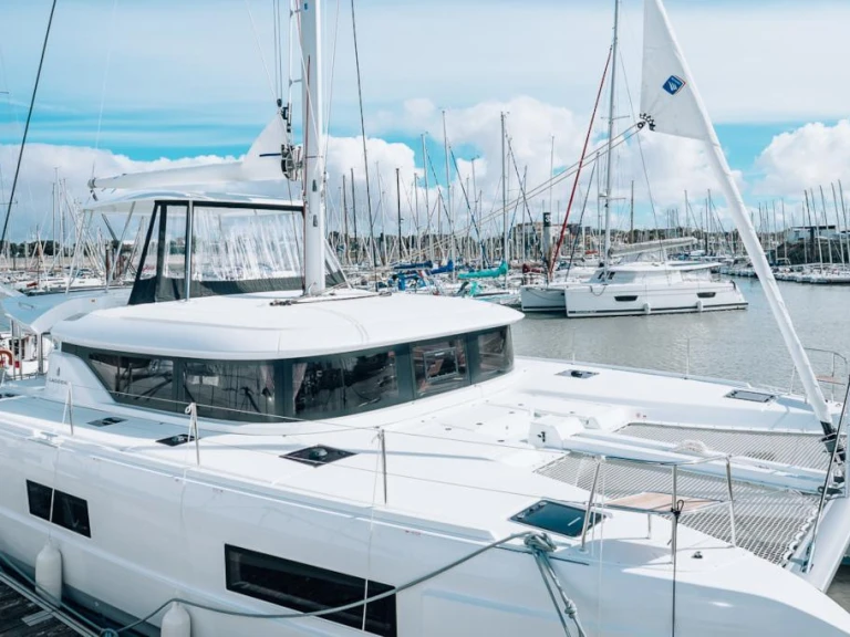Katamaran mit oder ohne Skipper Lagoon mieten in Pointe-à-Pitre