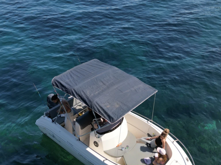 Vermietung Motorboot Pacific Craft mit Führerschein