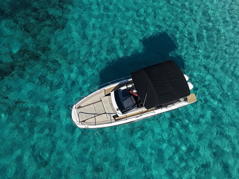 YachtCharter in Ibiza Town - Quicksilver Activ 875 Sundeck auf SamBoat