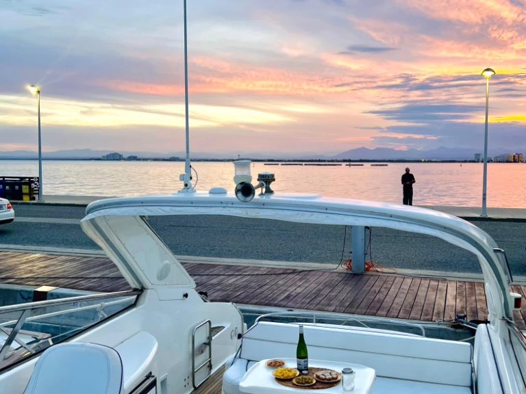 Motorboot mieten in Roses zum besten Preis