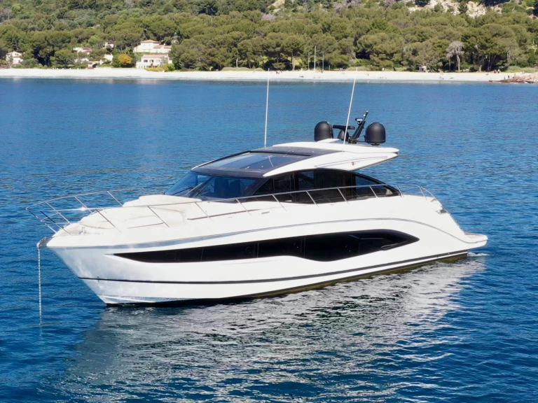 Boot mieten Port Fréjus günstig Princess V55