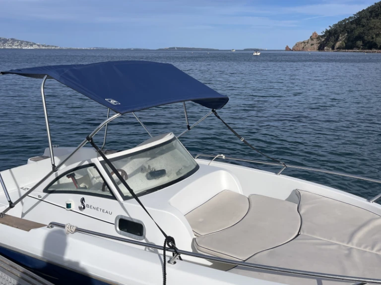 Boot mieten Mandelieu-la-Napoule günstig Ombrine 630