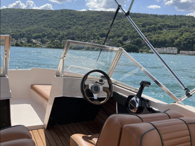 YachtCharter in Annecy - Glastron GT 185 auf SamBoat