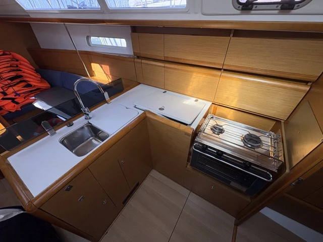 YachtCharter in Sukošan - Jeanneau Sun odyssey 379 performance auf SamBoat