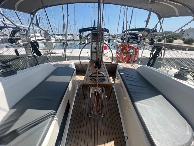 YachtCharter in Sukošan - Bavaria Cruiser 33 auf SamBoat