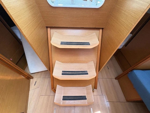 Segelboot mit oder ohne Skipper Jeanneau mieten in Sukošan