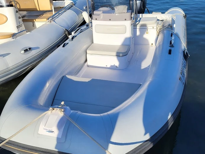 Boot mieten Six-Fours-les-Plages günstig Capelli 505 Easy
