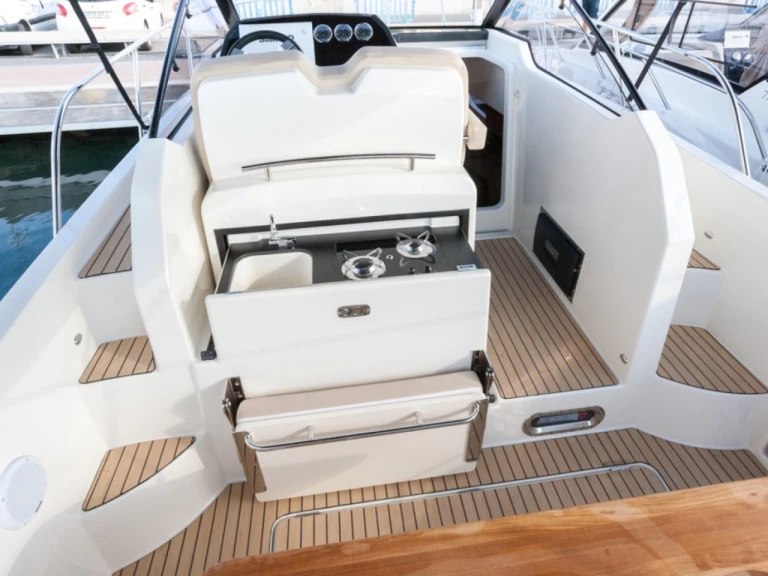 YachtCharter in Marseille - Quicksilver Activ 875 Sundeck auf SamBoat