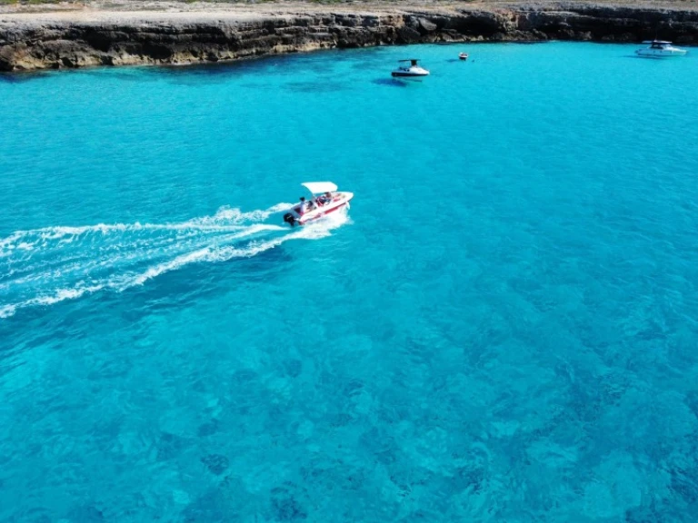 Ein Compass 135 D mieten in Cala Galdana