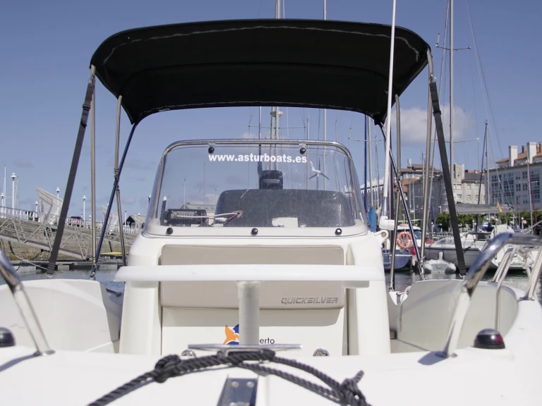 Motorboot mieten in Gijón zum besten Preis