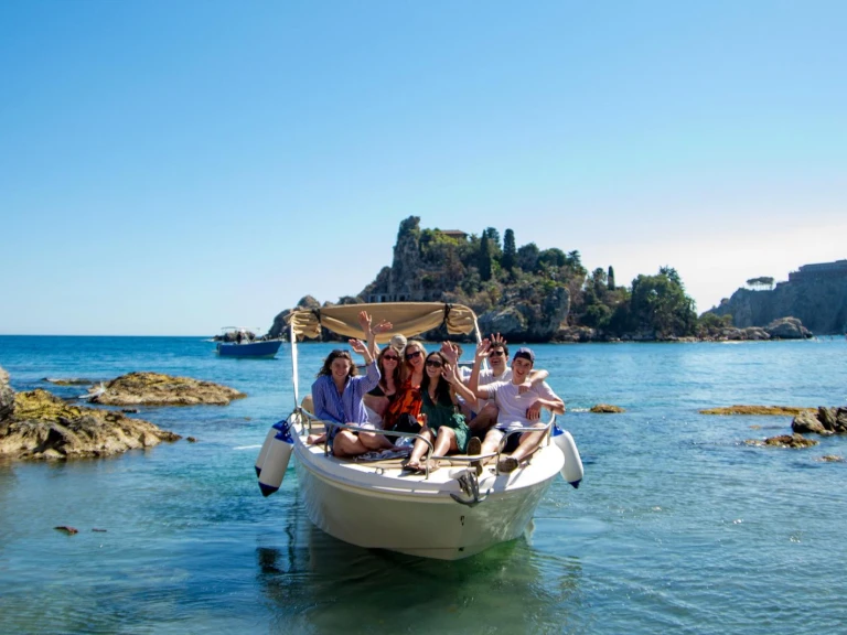 Bootsverleih Lever 750 Giardini-Naxos Samboat