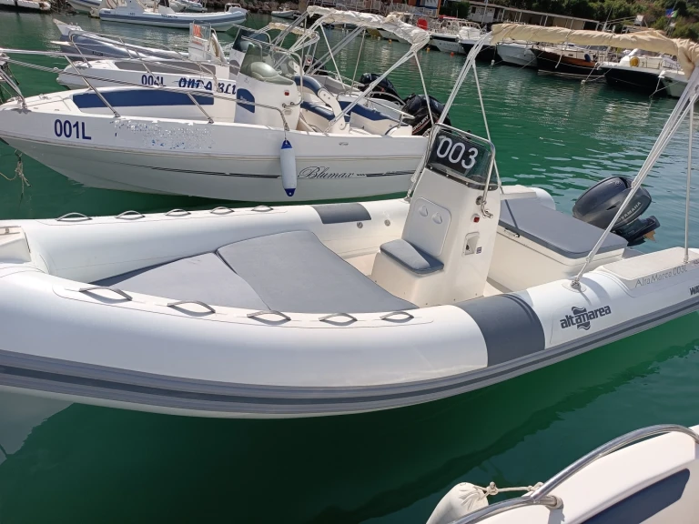 Motorboot mit oder ohne Skipper Altamarea mieten in Castellammare del Golfo