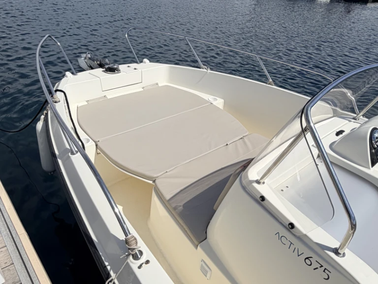 Motorboot mit oder ohne Skipper Quicksilver mieten in Saint-Raphaël