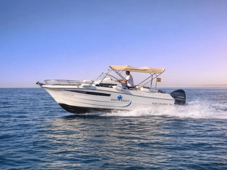 Motorboot mit oder ohne Skipper Pacific Craft mieten in Palma de Mallorca