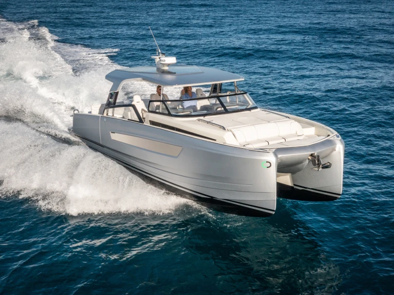 Katamaran mieten in Saint-Raphaël zum besten Preis