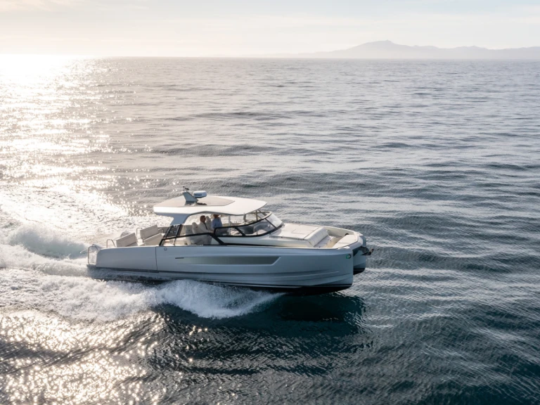 YachtCharter in Saint-Raphaël - YOT YOT 36 auf SamBoat