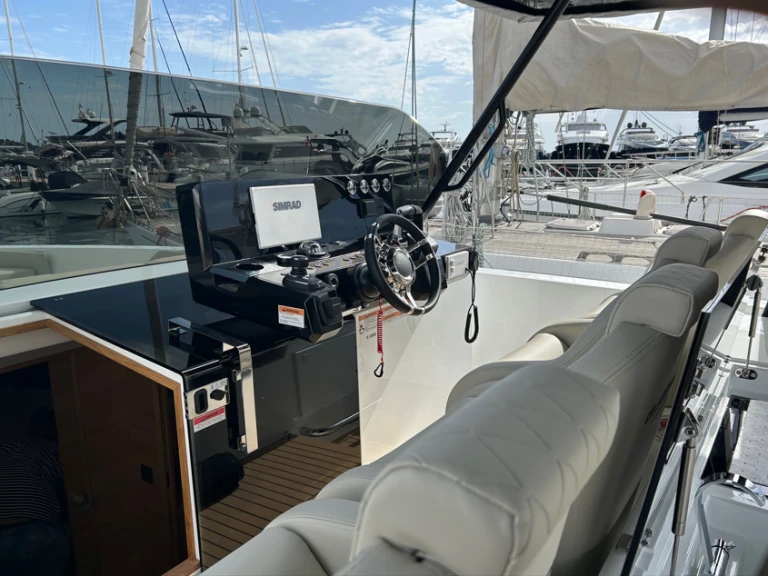 Boot mieten Antibes günstig D42