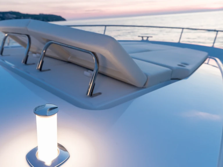 Greenline Greenline 45 Fly mieten Saint-Raphaël