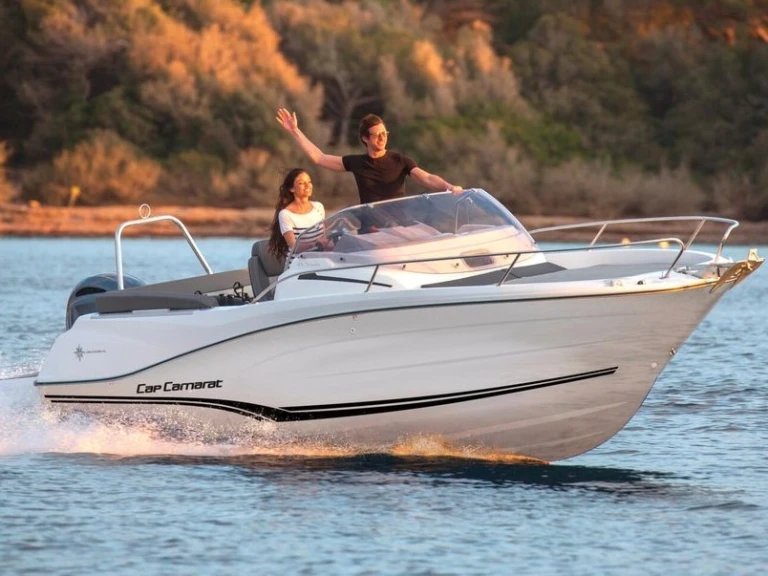 Jeanneau Cap Camarat 6.5 WA Serie 3 mieten Bormes-les-Mimosas