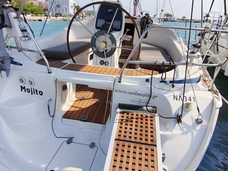 Ein Bavaria Bavaria 30 Cruiser mieten in Pálairos