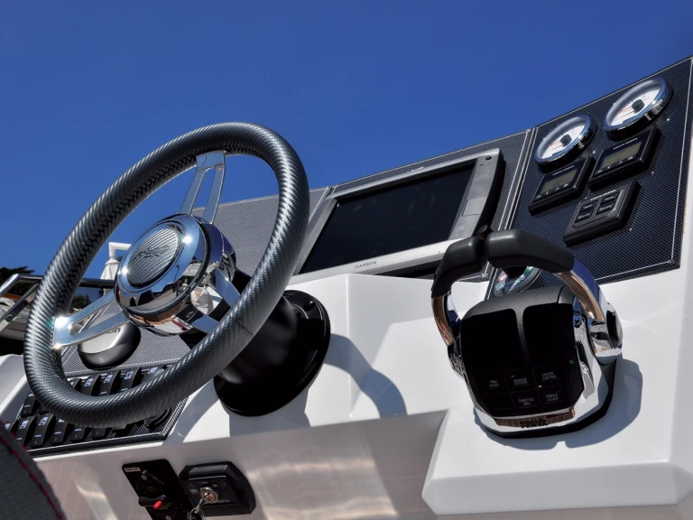 YachtCharter in Saint-Raphaël - Nuova Jolly Prince 43 Luxury Cabin auf SamBoat