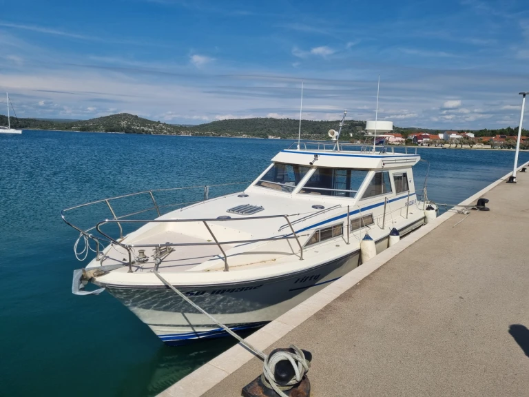 Motorboot mieten in Šibenik zum besten Preis