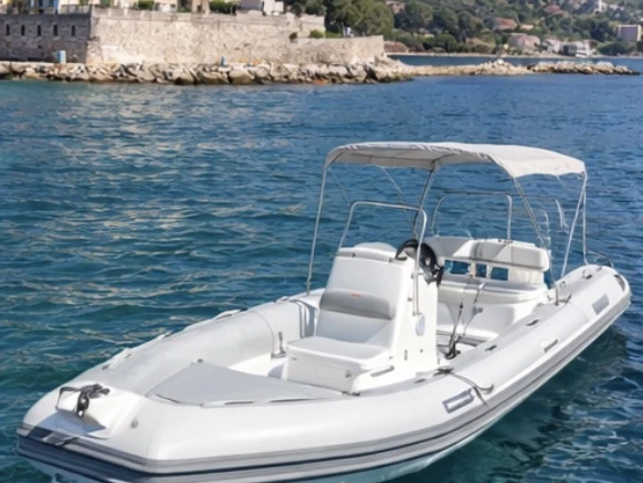 Schlauchboot mieten in Mandelieu-la-Napoule - Adventure Vestra V 6.50