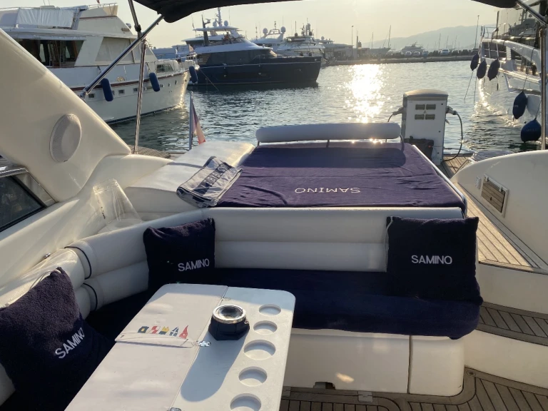 Motorboot mieten in Cannes zum besten Preis